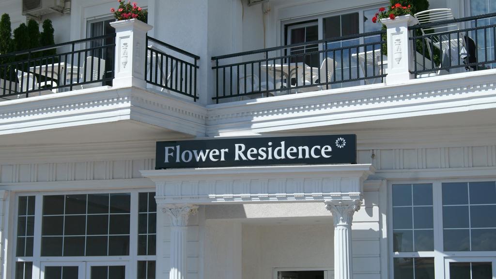 Apartments Flower Residence Σαράντα Εξωτερικό φωτογραφία