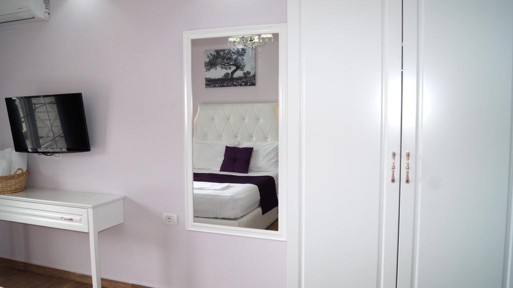 Apartments Flower Residence Σαράντα Εξωτερικό φωτογραφία