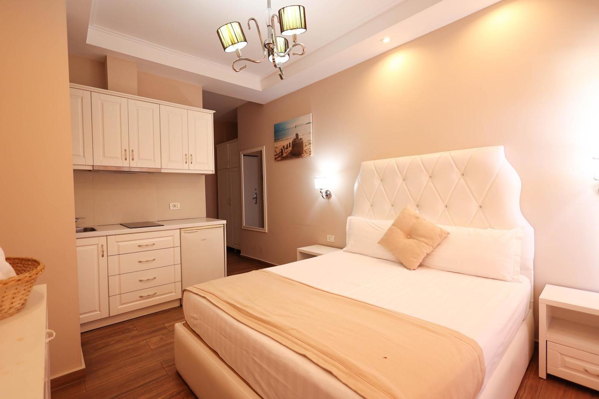 Apartments Flower Residence Σαράντα Εξωτερικό φωτογραφία