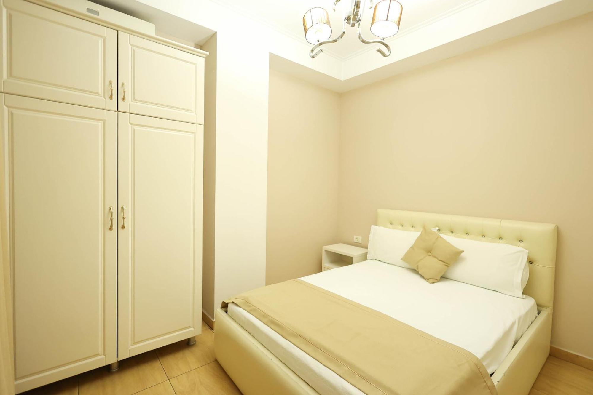 Apartments Flower Residence Σαράντα Εξωτερικό φωτογραφία