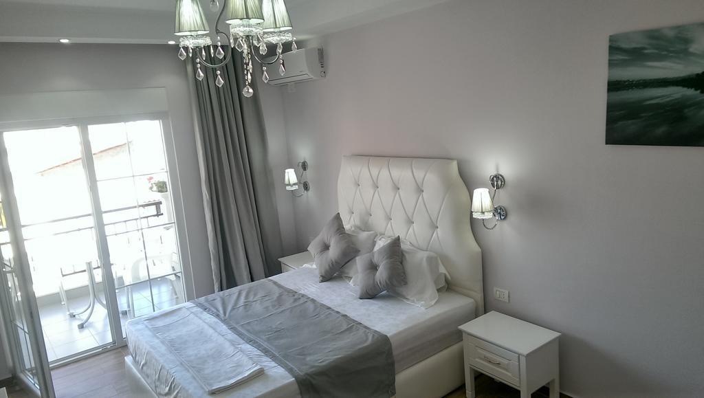 Apartments Flower Residence Σαράντα Εξωτερικό φωτογραφία